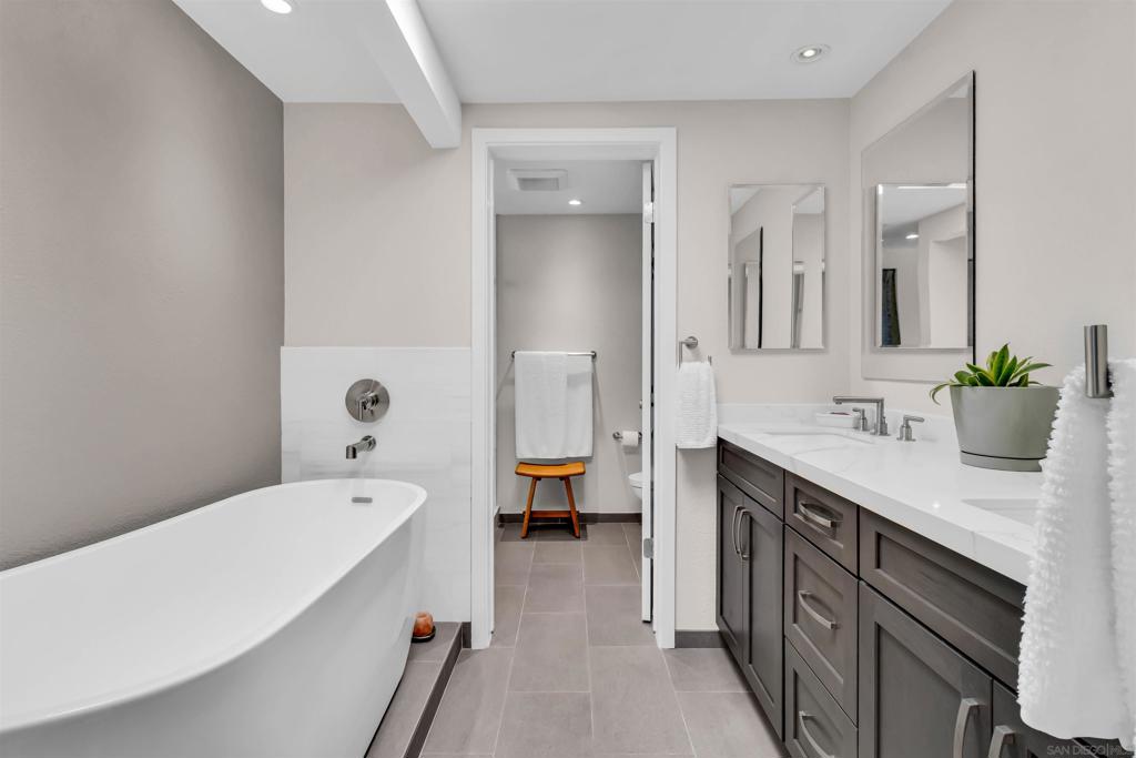 Mission Hills - Residential