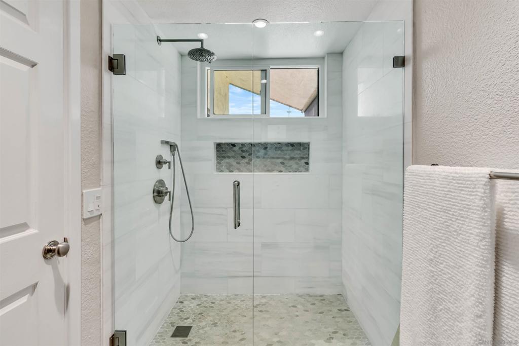 Mission Hills - Residential