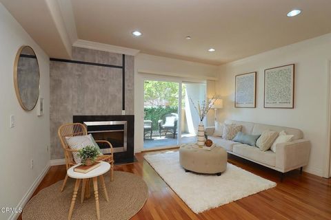 Photo of 3855 Ingraham Street #204, Los Angeles, CA 90005 (MLS # P1-23382) Photo of 3855 Ingraham Street #204, Los Angeles, CA 90005 (MLS # P1-23382)