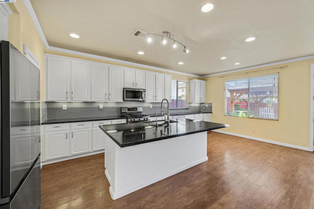 Not Listed - Residential