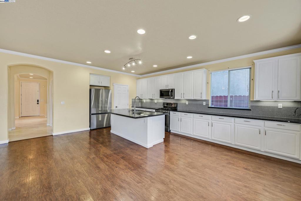 Not Listed - Residential