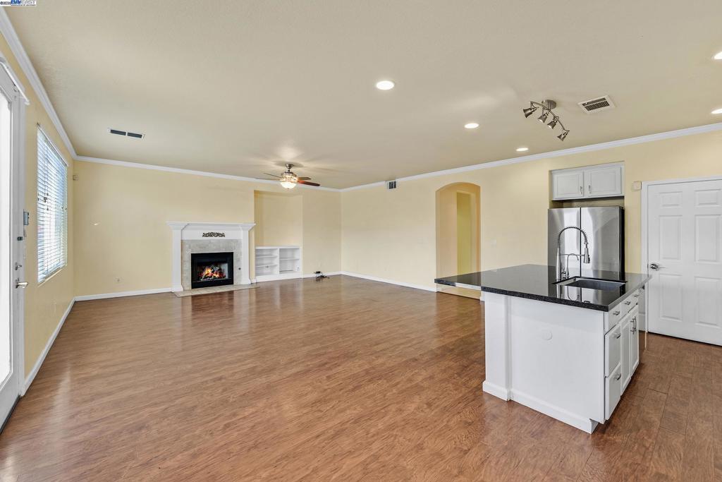 Not Listed - Residential