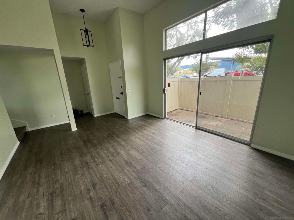 2772 Meadow Lark DR, San Diego CA 92123