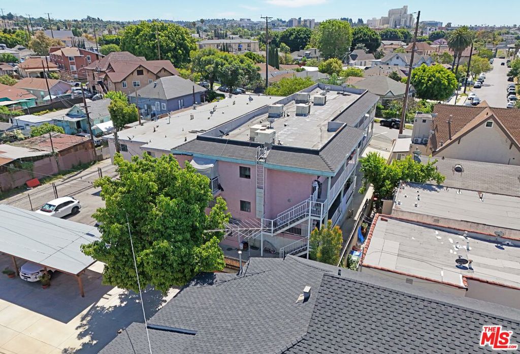 2109 Manitou Avenue
