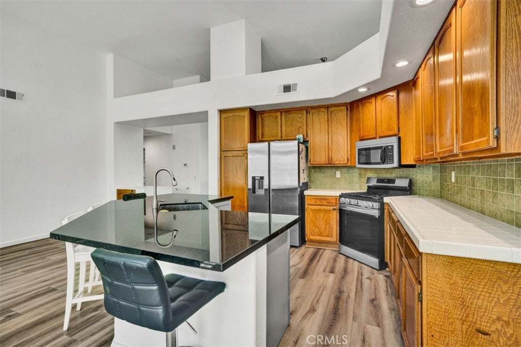 24135 Huntridge