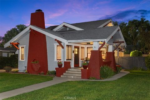 Photo of 511 W Maple Ave, Monrovia, CA 91016 (MLS # AR26039382)