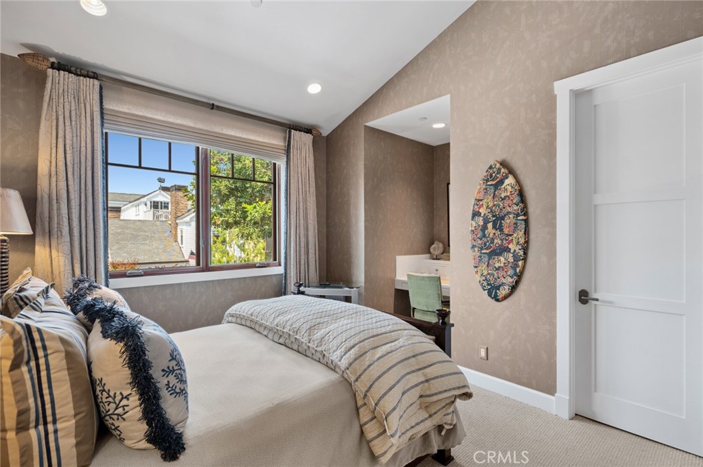 Balboa Peninsula Point (BLPP) - Residential