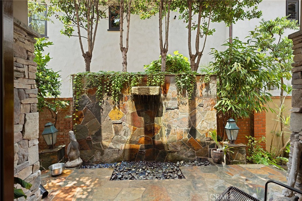 Balboa Peninsula Point (BLPP) - Residential
