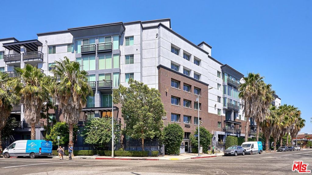 629 Traction Avenue 102