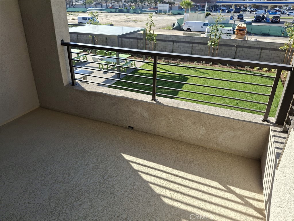 109 S Laxore Street 303