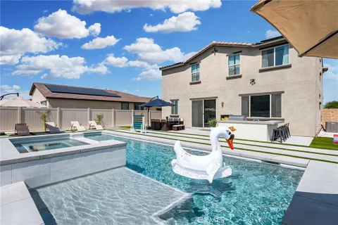 MLS: OC26203468