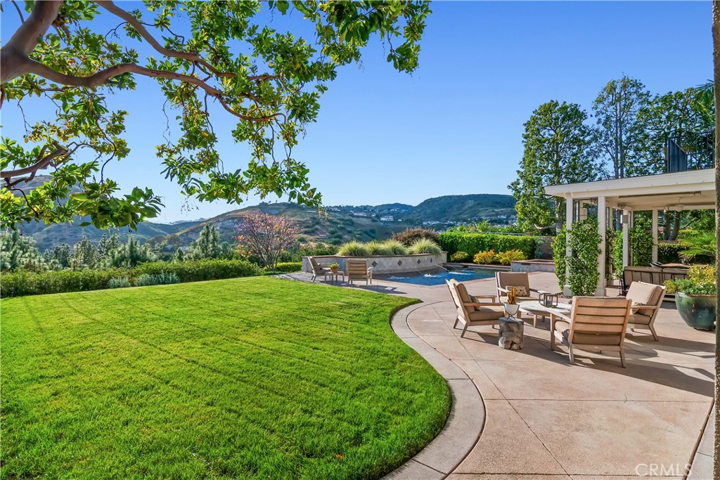 7343 Rutherford Hill