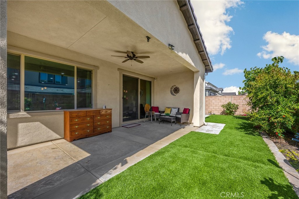 2670 E Embry Lane