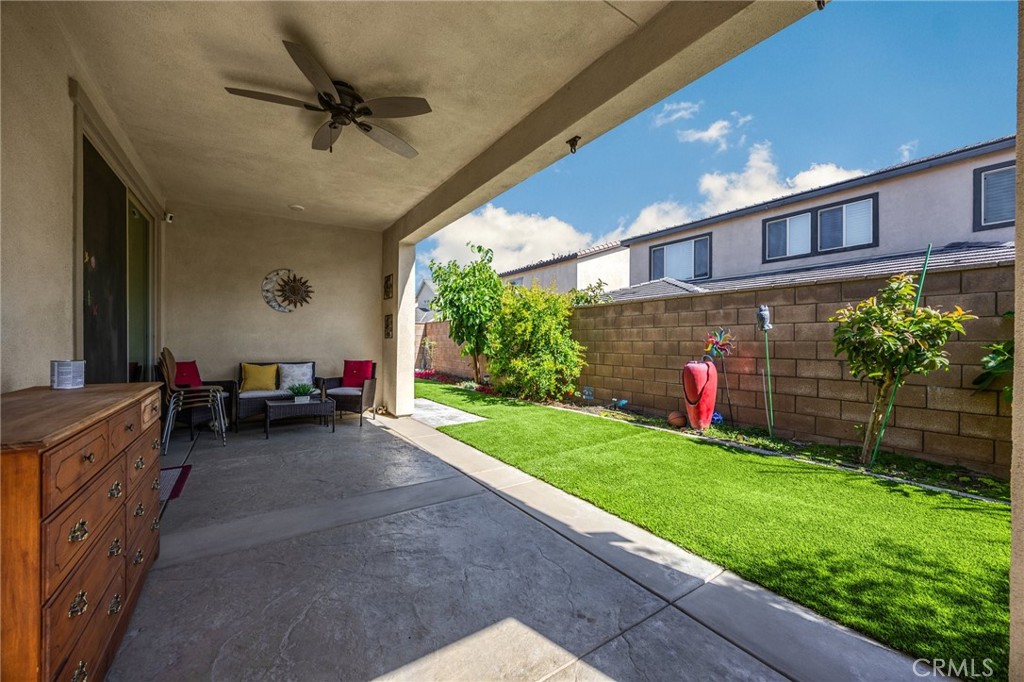 2670 E Embry Lane