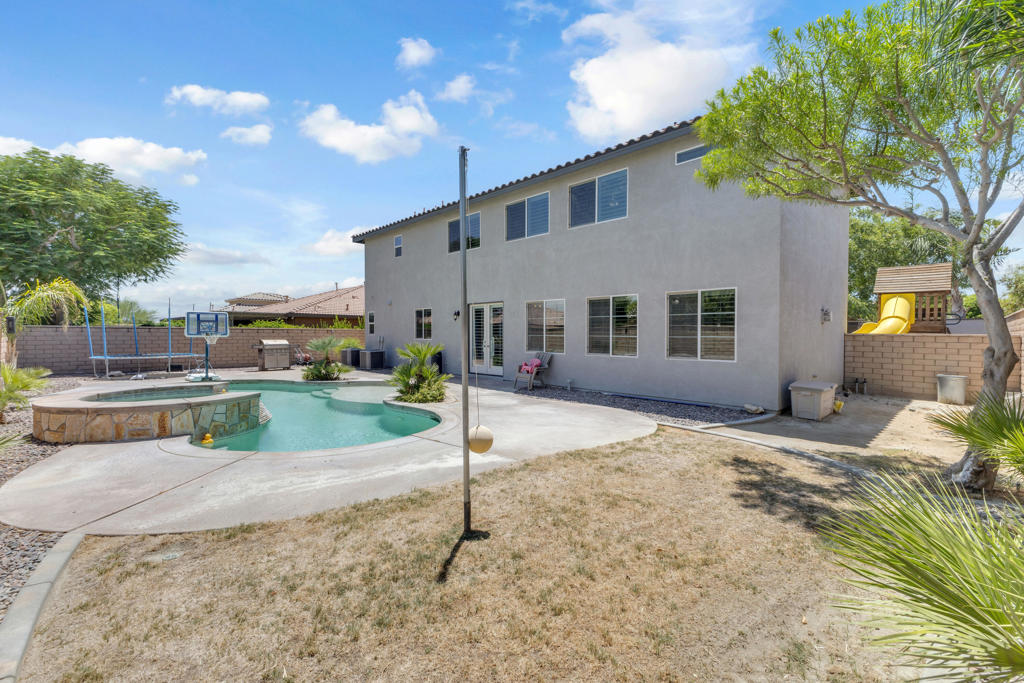 Desert Trace - Residential