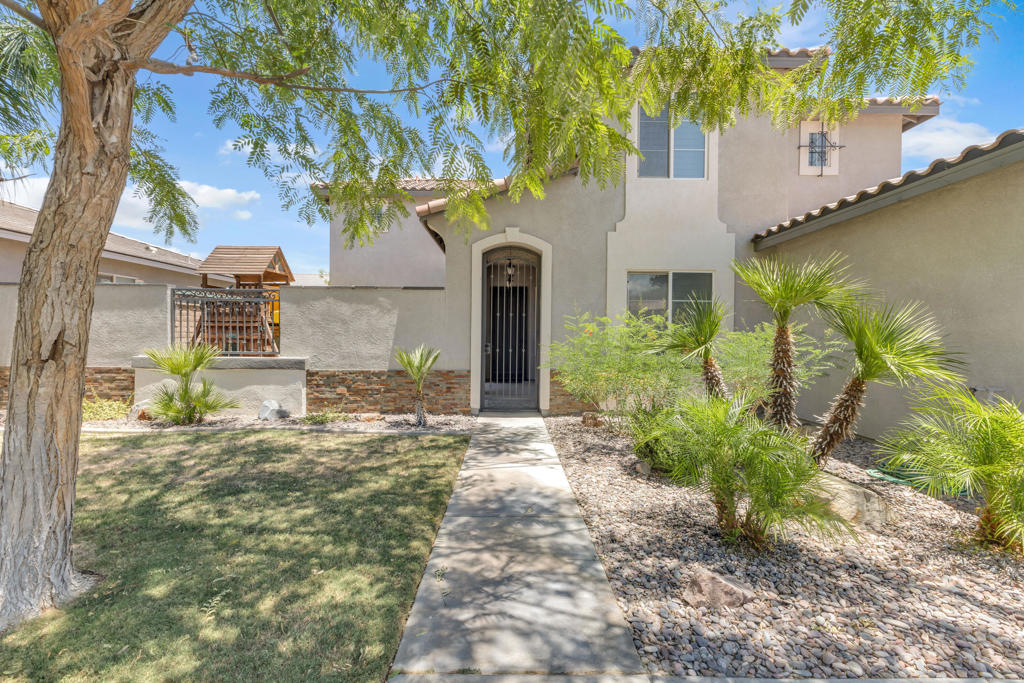 Desert Trace - Residential