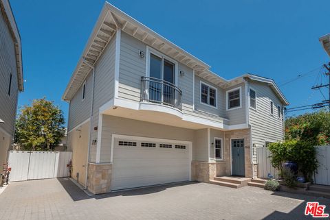 Photo of 1510 S CARMELINA Avenue, Los Angeles, CA 90025 (MLS # 26636615)