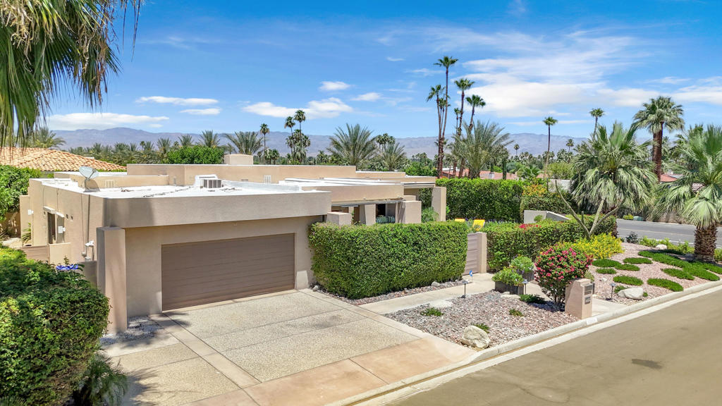 75984 Altamira Drive