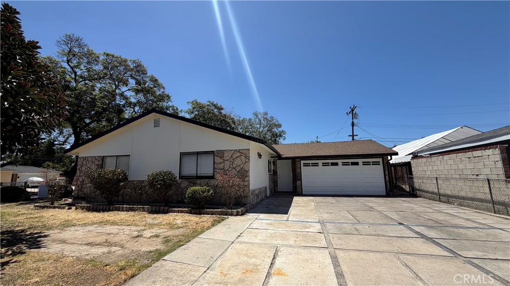 2702 W Maywood, Santa Ana CA 92704 - Photo 1