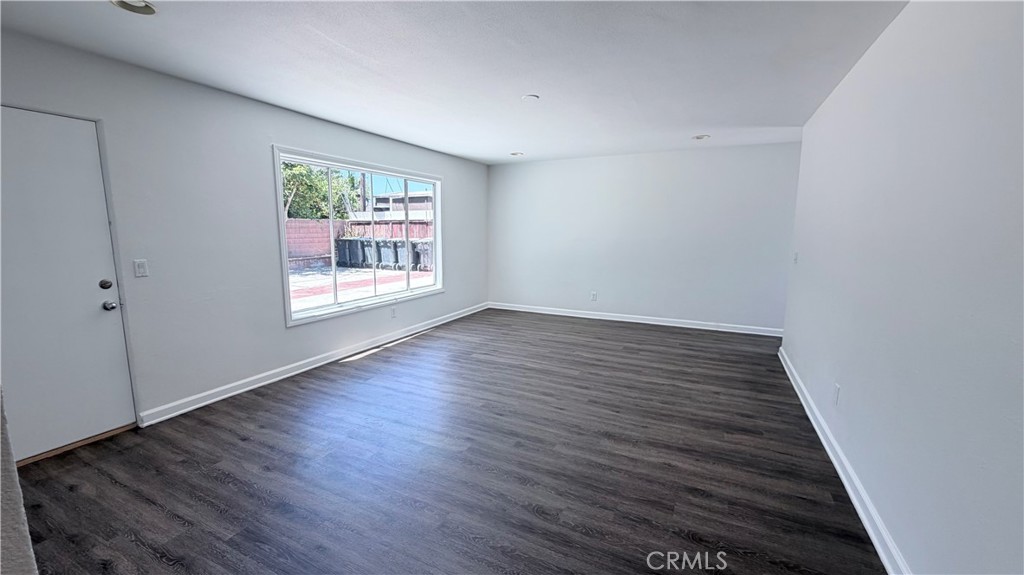 2702 W Maywood, Santa Ana CA 92704 - Photo 13