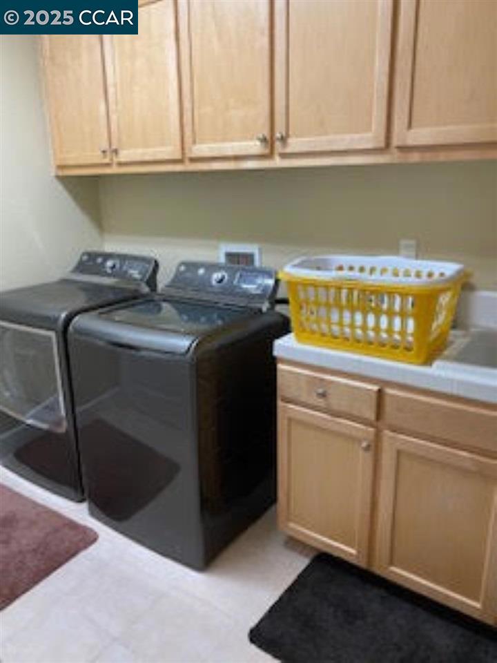 WINDEMERE - Residential Lease