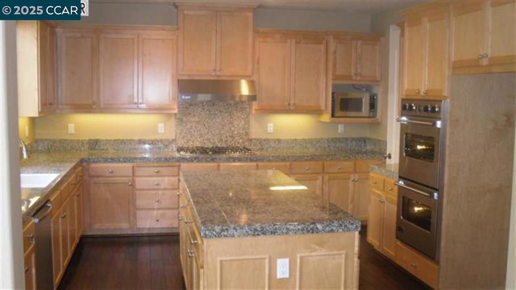 WINDEMERE - Residential Lease