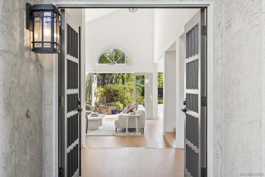 Del Mar - Residential