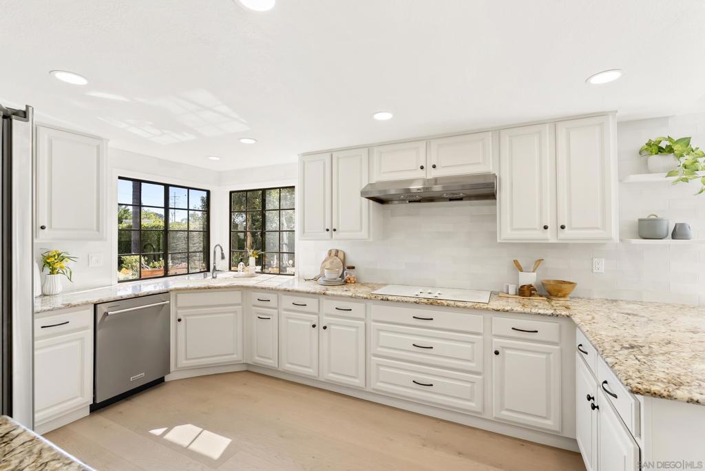 Del Mar - Residential