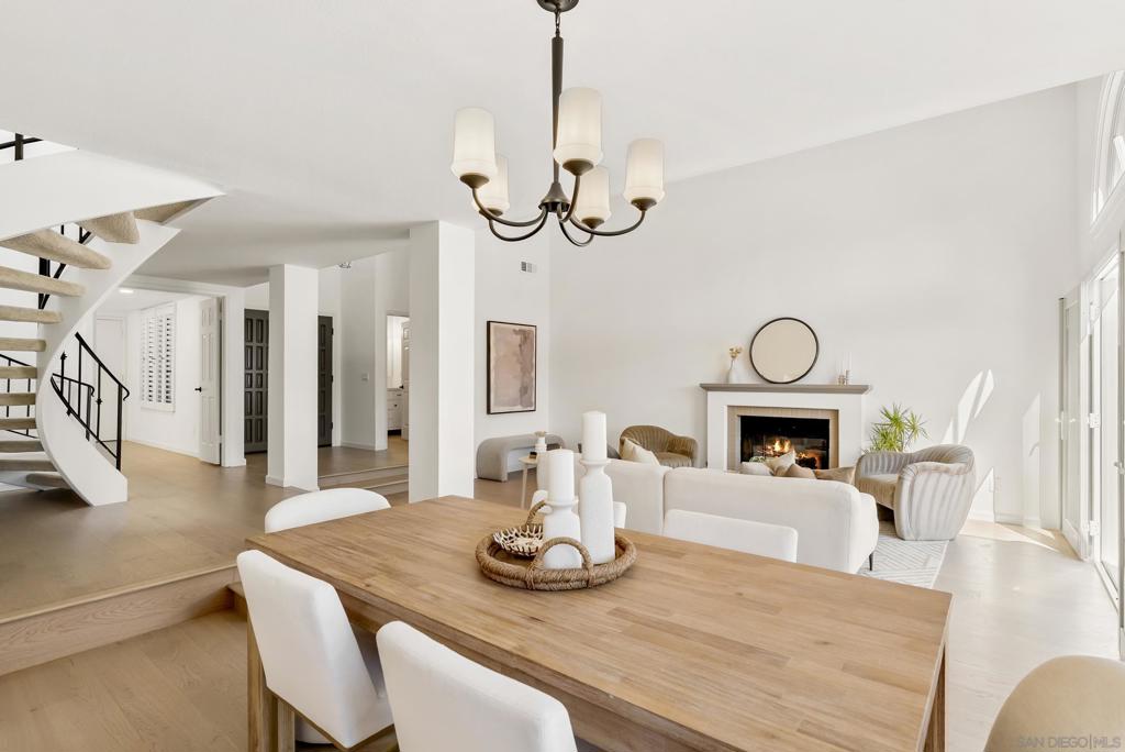 Del Mar - Residential