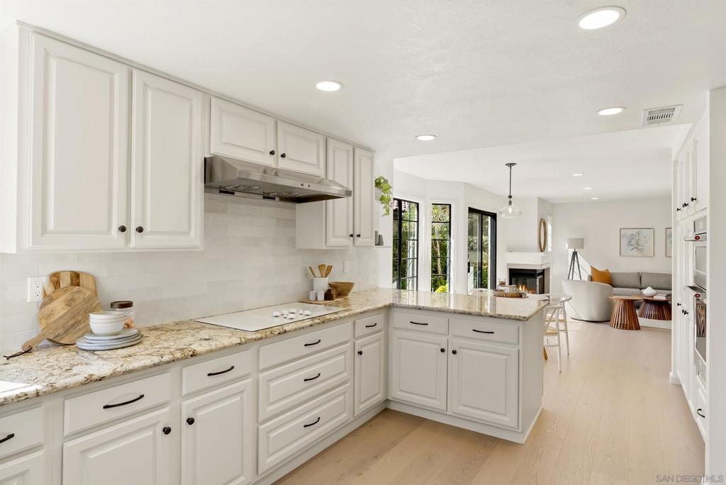 Del Mar - Residential