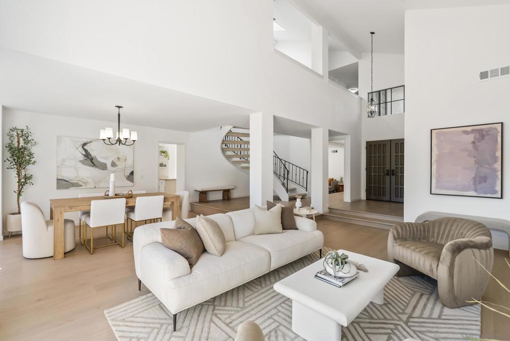 Del Mar - Residential