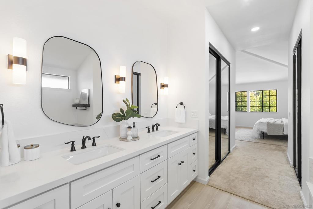 Del Mar - Residential