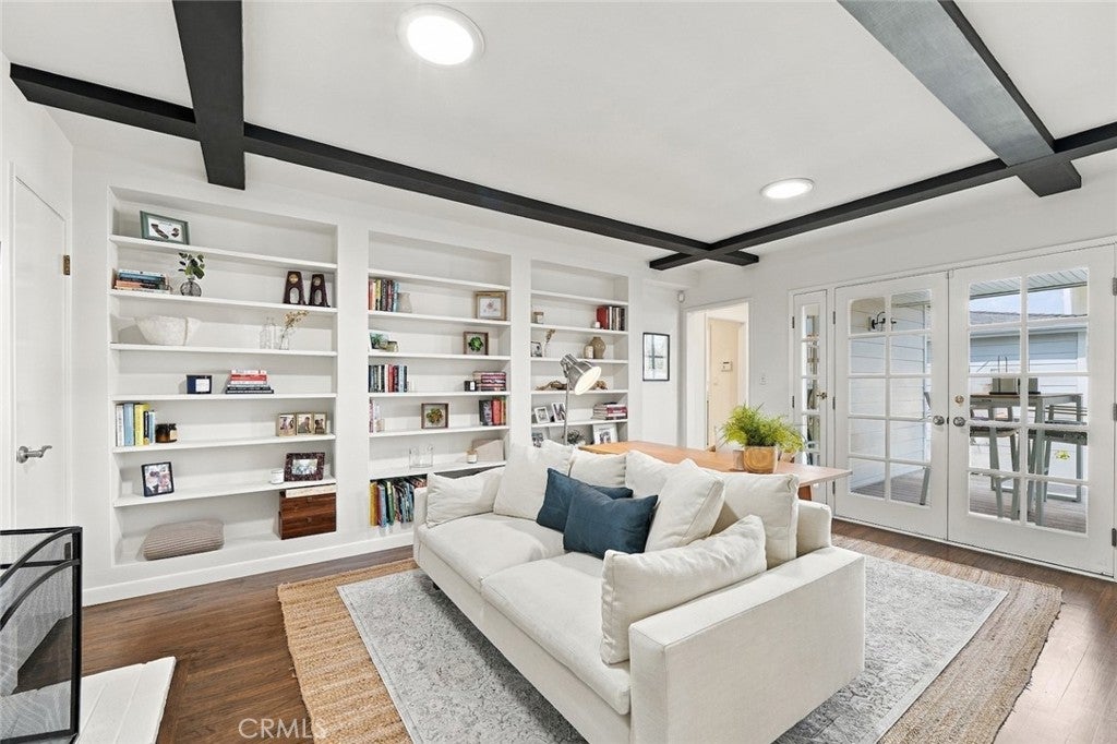 6321 W 79th Street