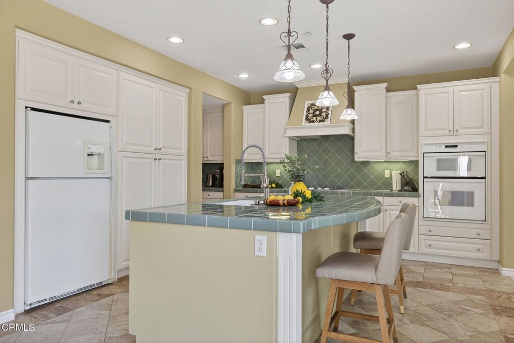 Victoria Estates River Glen 1 - 523401 - Residential