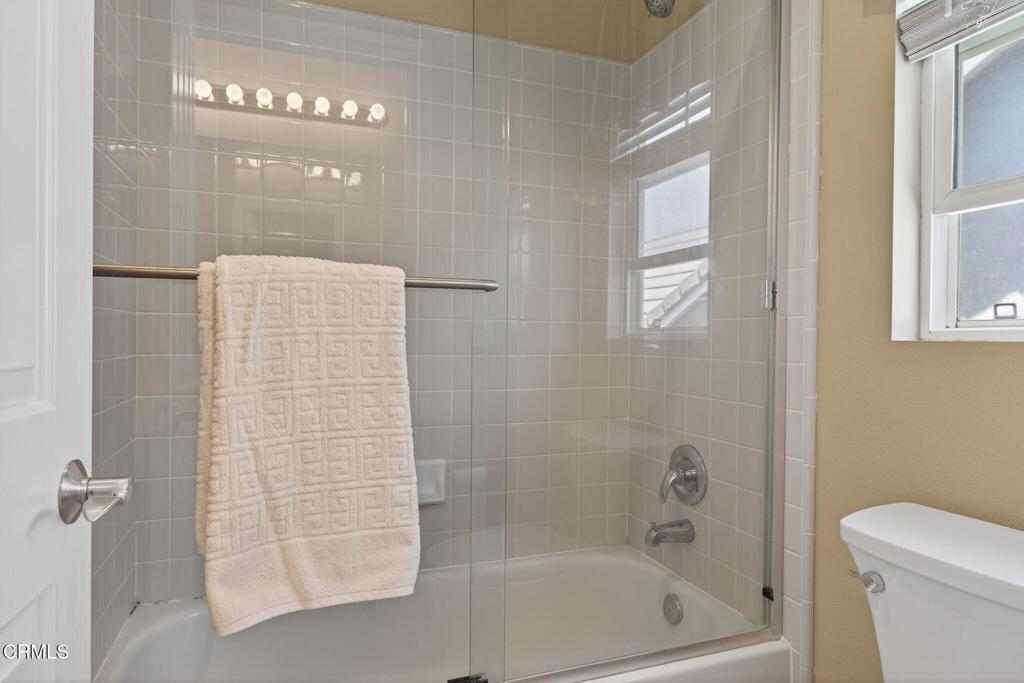 Victoria Estates River Glen 1 - 523401 - Residential