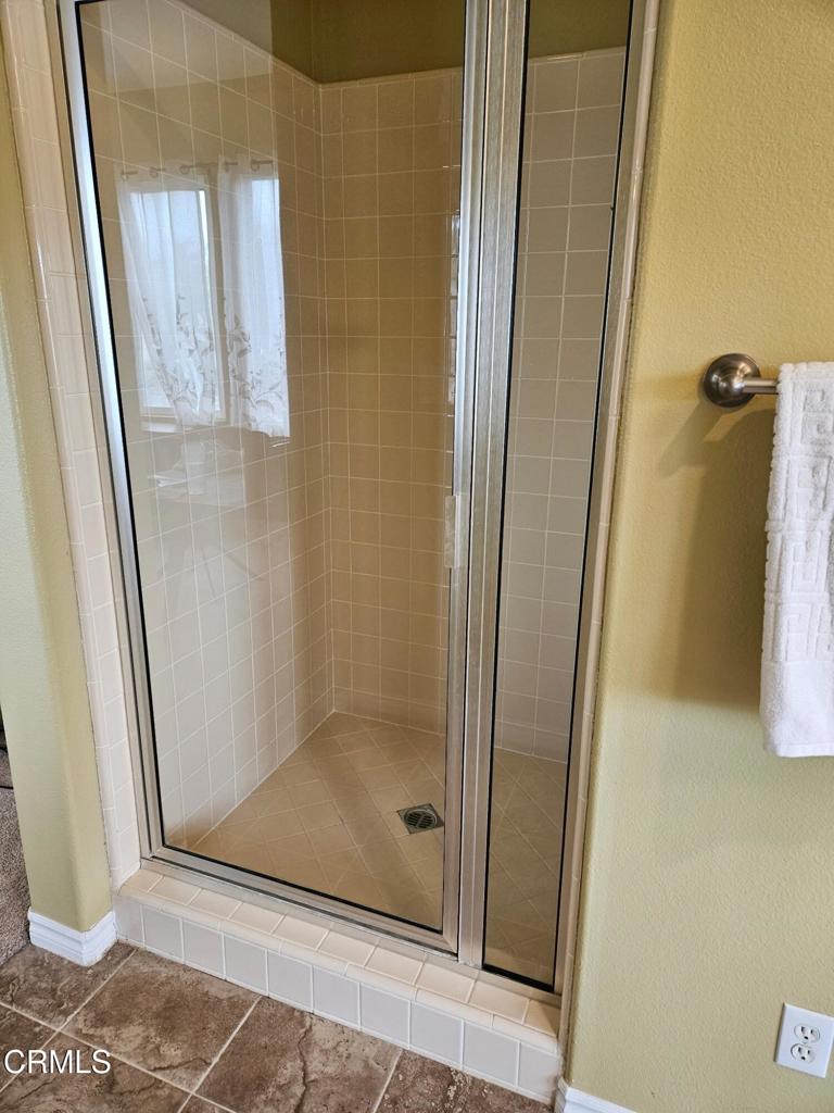 Victoria Estates River Glen 1 - 523401 - Residential