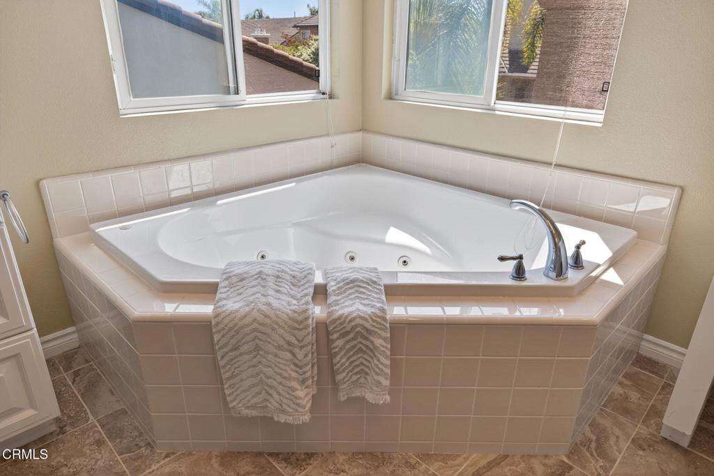 Victoria Estates River Glen 1 - 523401 - Residential