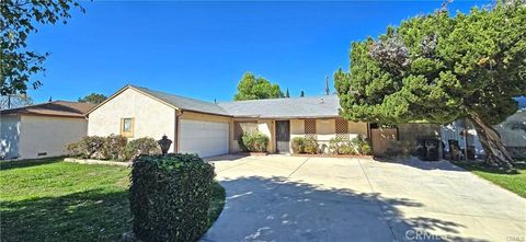 17955 Cantara Street Reseda CA 91335