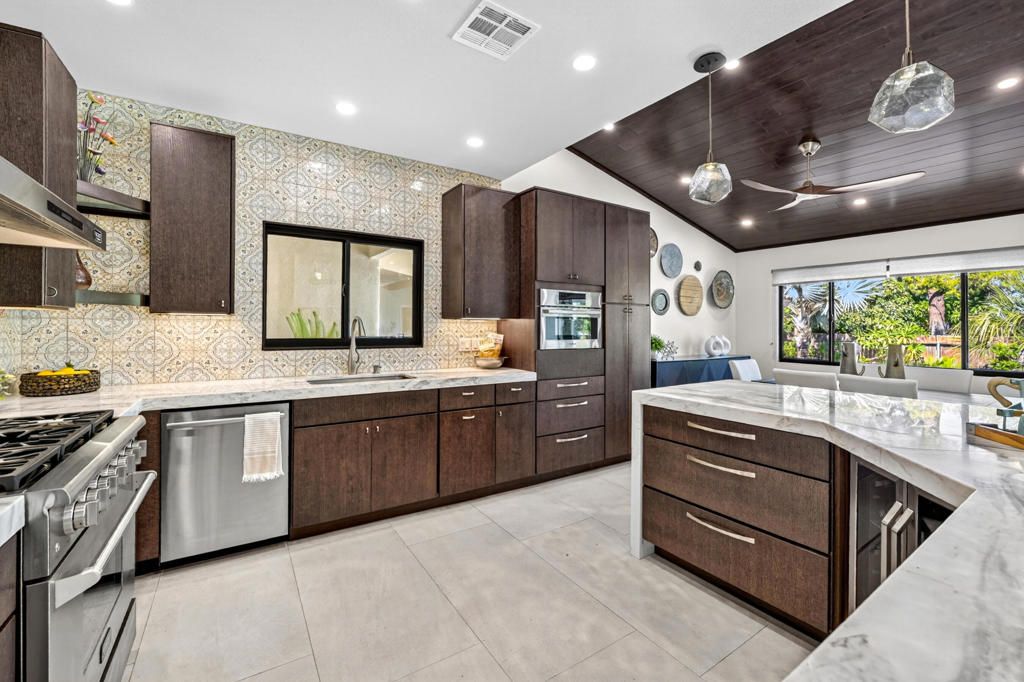Photo of 74090 Setting Sun Trail, Palm Desert, CA 92260 (MLS # 219137180DA)