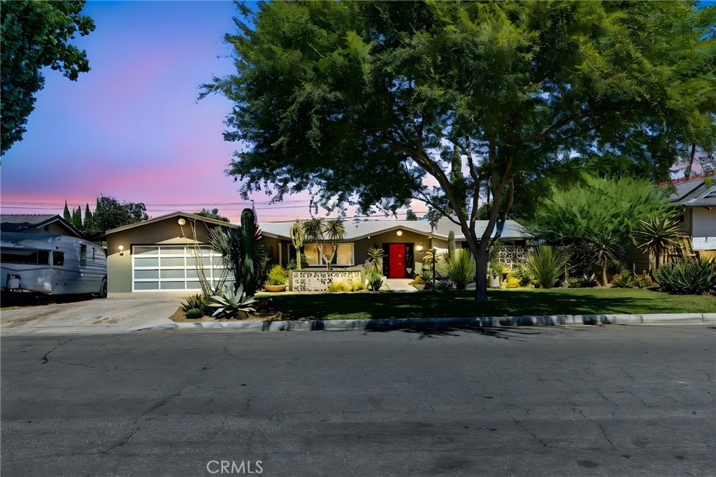 22698 Eton Dr