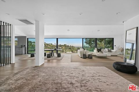 Photo of 11010 Chalon Road, Los Angeles, CA 90077 (MLS # 26633915)