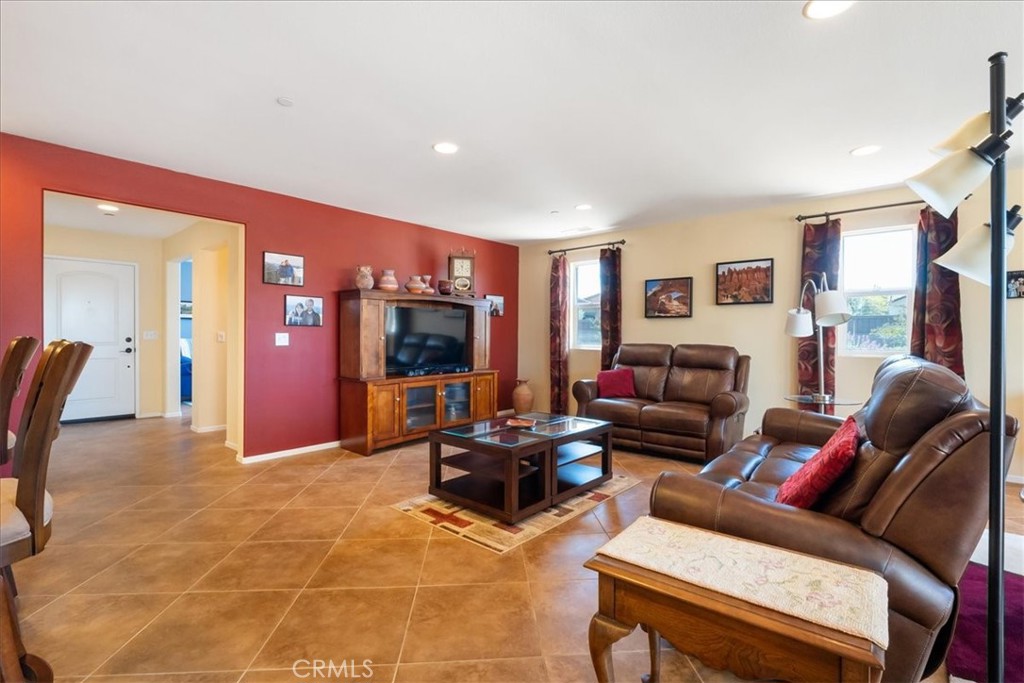287 Tom McGuinness Jr. Circle