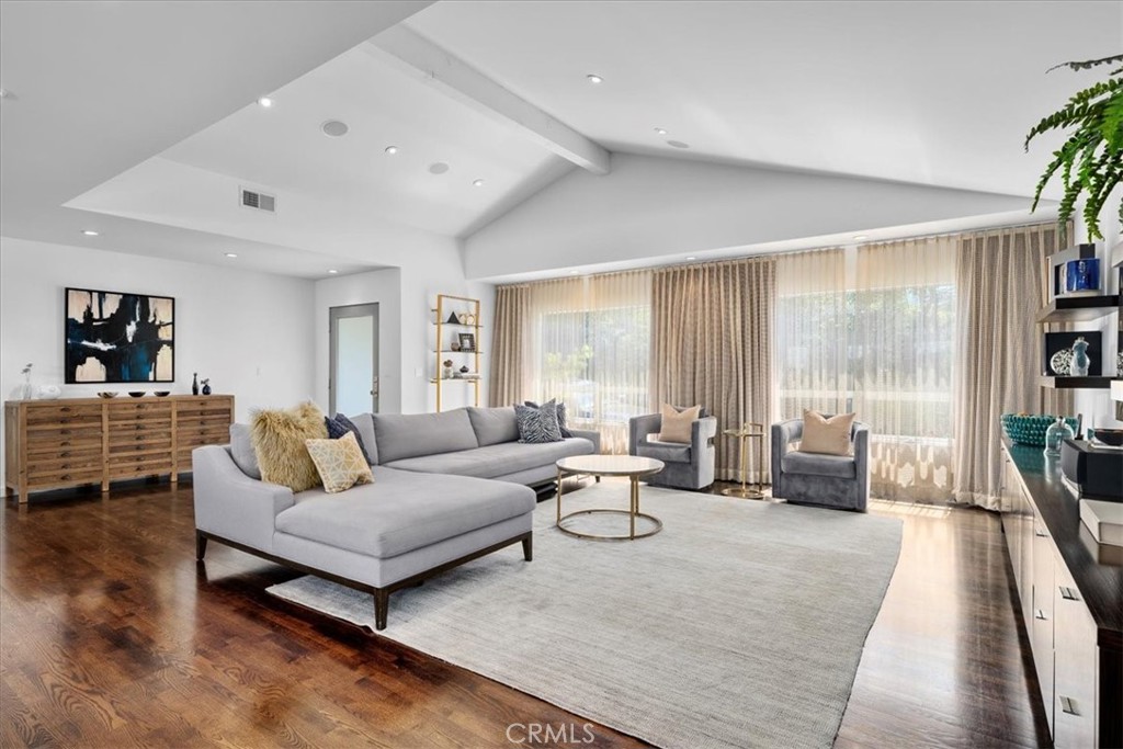 1049 14th Street