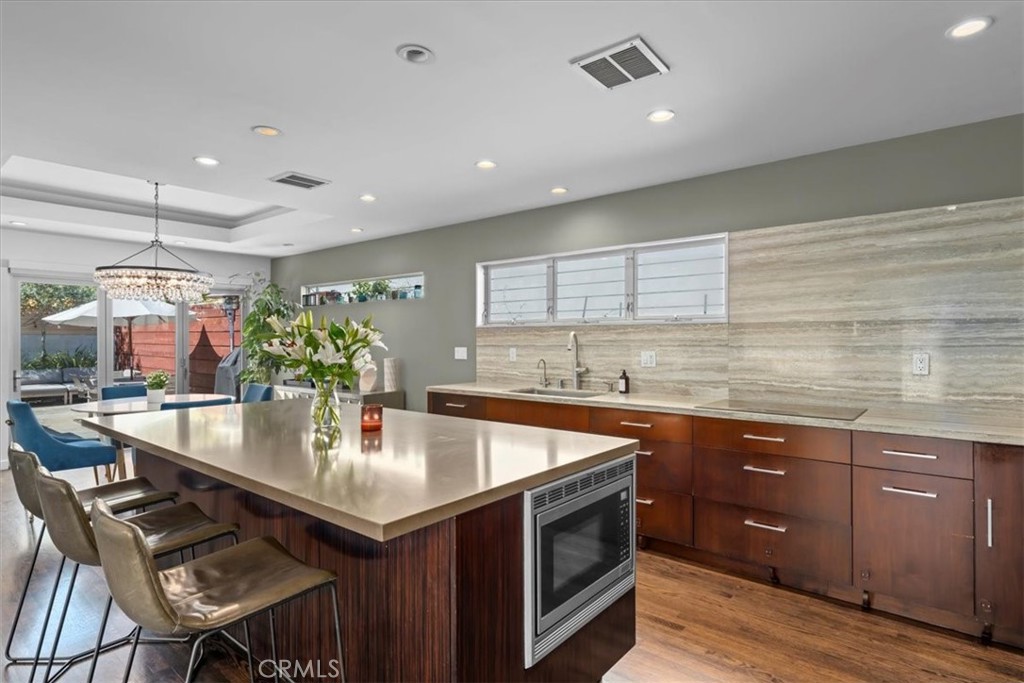 1049 14th Street