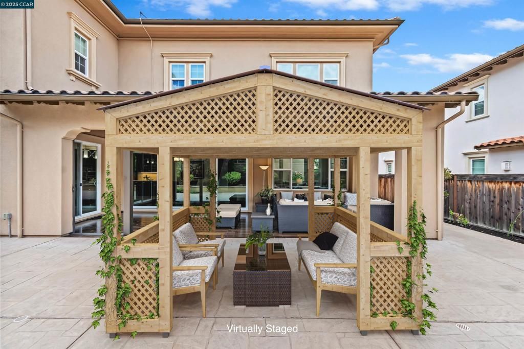 listing image 130728670757076418185