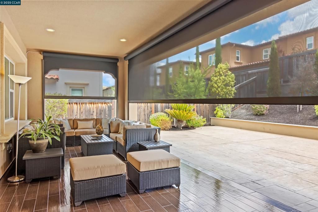 listing image 130724503840870044764