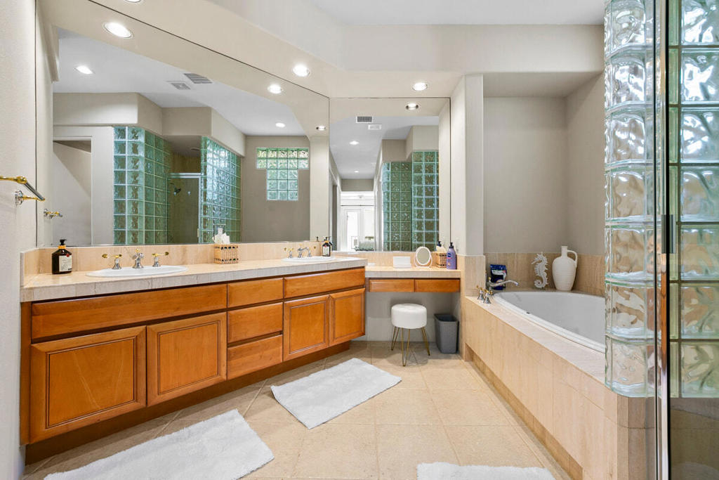 Rancho La Quinta CC - Residential Lease