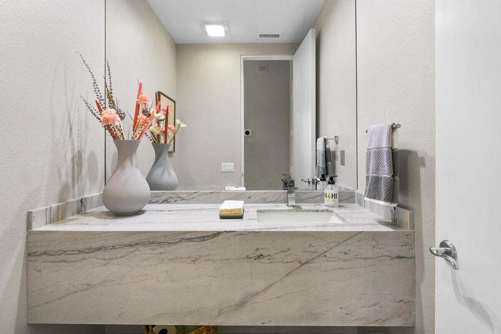 Rancho La Quinta CC - Residential Lease