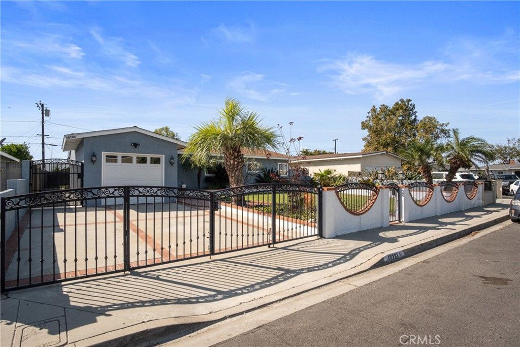 Photo of 10281 Bouvais Rd, Anaheim, CA 92804 (MLS # PW26047968)