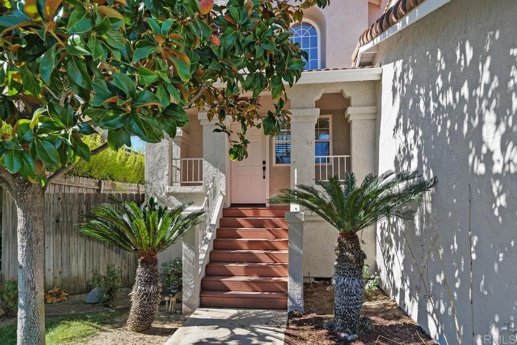 Photo of 44727 Calle Banuelos, Temecula, CA 92592 (MLS # NDP2510139)